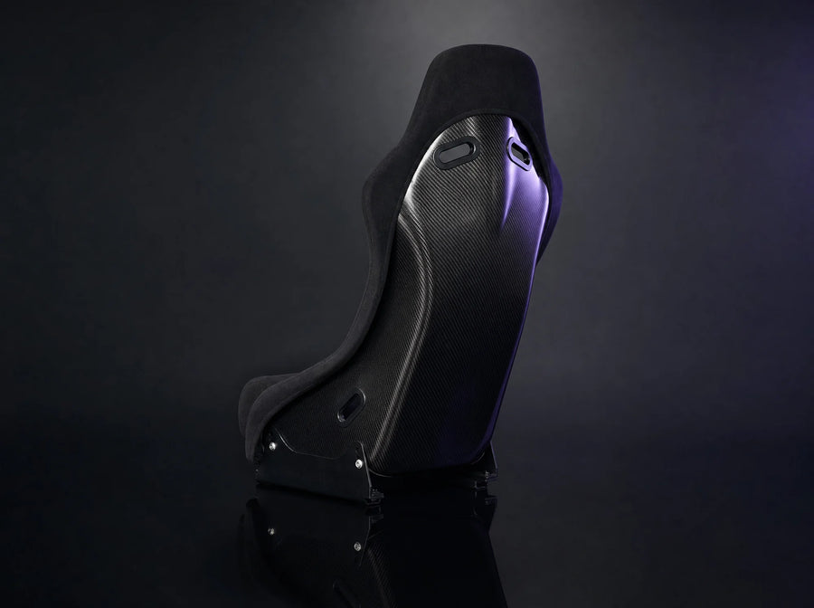 FB-C bucket seat with carbon fiber shell
